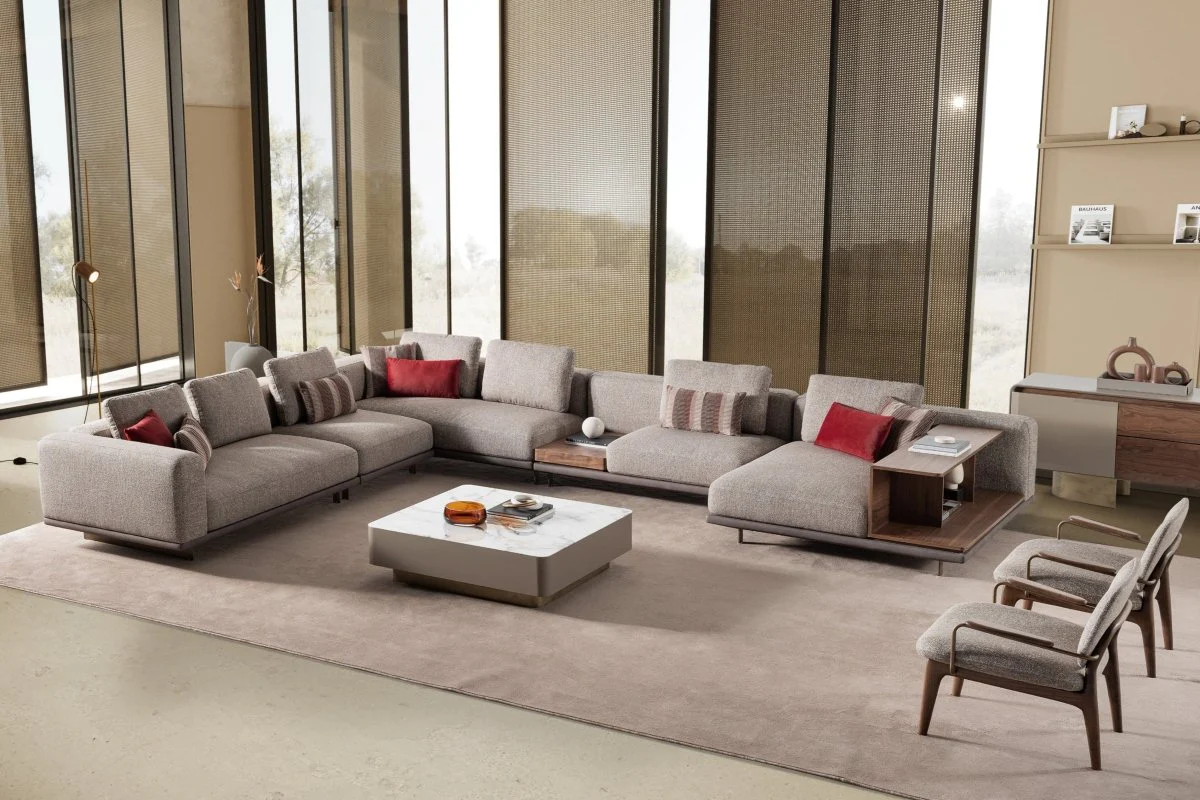 Canapea modulara Harmony tapițerie texturată bază piele și detalii nuc integrate flexibilă