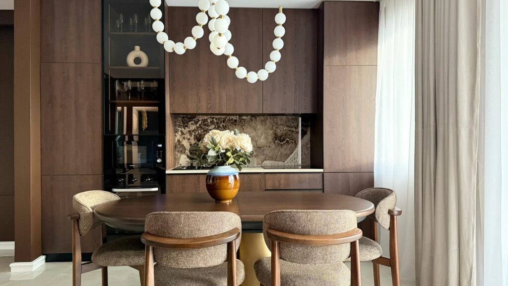 Design Inteligent în Timișoara: Cum să transformi un apartament compact într-o locuință de lux. Studiu de Caz cu Studio Concept